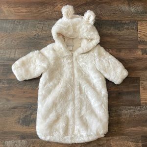 Restoration Hardware Baby & Child Luxe Faux Fur Baby Bunting - Polar Bear Jacket